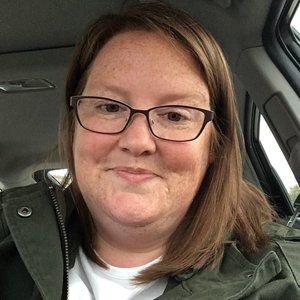 Meet your Posher, Becca